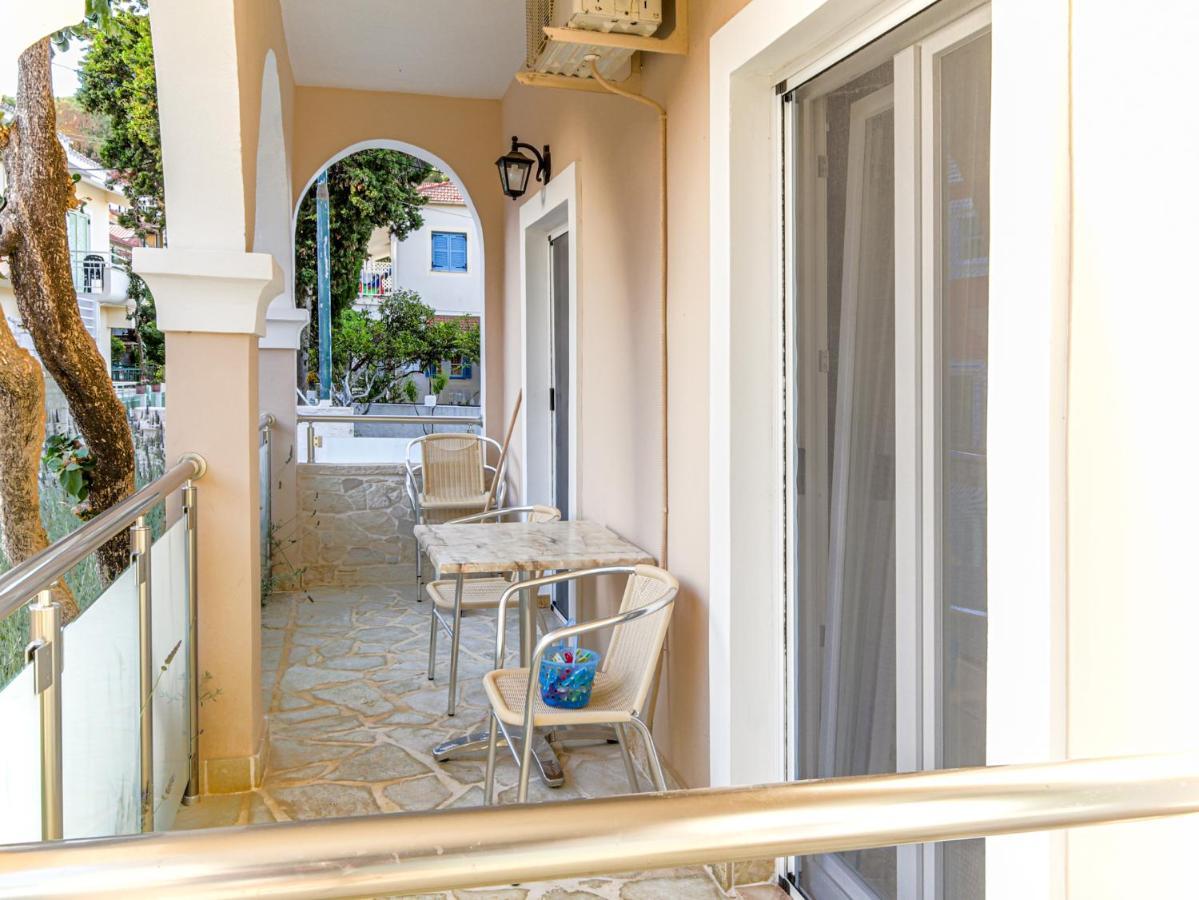 Spiridoula Kassiopi Apartments エクステリア 写真