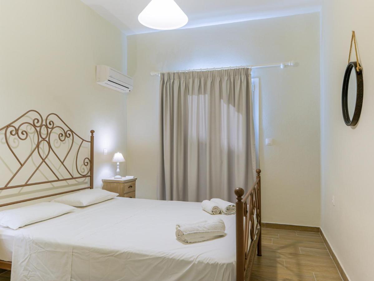 Spiridoula Kassiopi Apartments エクステリア 写真